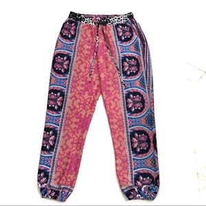Bebe Jogger Style Floral Pants Size S